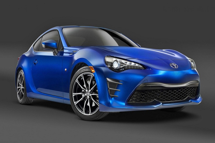 A passionate car Toyota Gt86 2016 1
